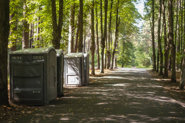 Best Porta potty delivery and setup  in Griffith, IN